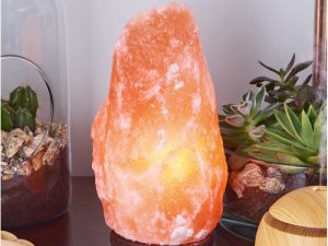 Himalayan pink salt lamp